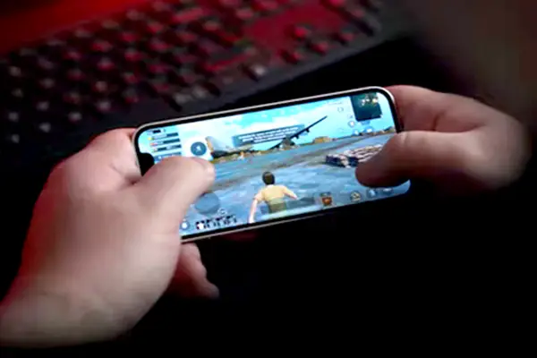 Gaming-on-Your-Smartphone-2